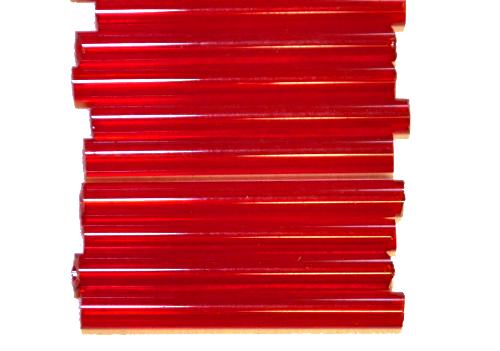 Glasperlen / Stiftperlen 
 rot transp., 
 von Preciosa Ornella Tschechien hergestellt