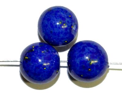 Wickelglasperle blau gesprenkelt 
 mit winzigen aufgeschmolzenen Goldstone (aventurin) Stückchen, 
 in den 1930/1940 Jahren in Gablonz/Böhmen von Hand gefertigt,