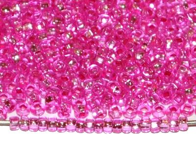 Rocailles von Preciosa Ornella Tschechien,
 pink mit Silbereinzug