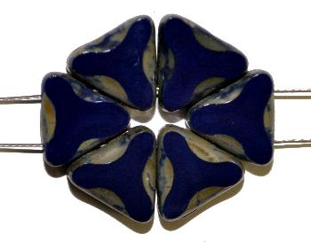 2 Loch Glasperlen / Table Cut Beads
 Perlettglas dunkelblau opak mit picasso finish
 Sie brauchen für dieses Ornament 6 Perlen, es ist beliebig erweiterbar,
 hergestellt in Gablonz / Tschechien