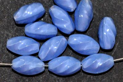 Glasperlen Olive getwistet,
 Perlettglas blau,
 in Gablonz/Böhmen hergestellt,