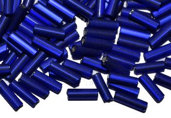 Glasperlen / Stiftperlen 
 von Preciosa Tschechien hergestellt, blau mattiert mit Silbereinzug
 