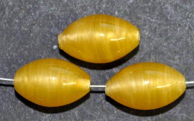 Wickelglasperlen Oliven, gelb Perlettglas, 
 in den 1930/1940 Jahren in Gablonz/Böhmen von Hand gefertigt