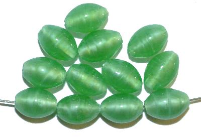 Wickelglasperlen Oliven, grün Perlettglas,
 in den 1930/1940 Jahren in Gablonz/Böhmen von Hand gefertigt