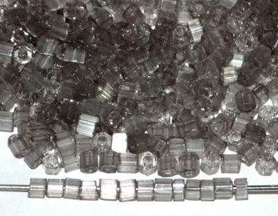 Schnittperlen 2 cut Beads von Ornella Preciosa,
 Satinglas grau