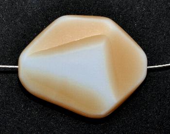 Glasperlen geschliffen / Table Cut Beads,
 Hergestellt in Gablonz / Böhmen
 weiß hellbraun opak, Rand mattiert (frostet)