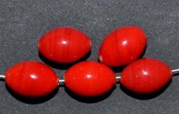 Wickelglasperlen Oliven,rot opak,
 in den 1930/1940 Jahren in Gablonz/Böhmen von Hand gefertigt