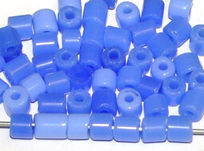 tube beads von Ornella Preciosa Tschechien,
 Alabasterglas hellblau