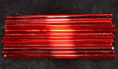 Glasperlen / Stiftperlen von Preciosa Ornella Tschechien,rot
 mit Silbereinzug