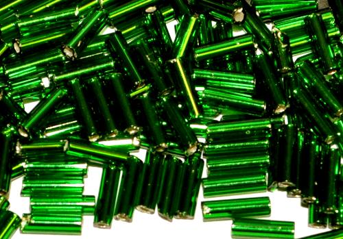 Glasperlen / Stiftperlen von Preciosa Ornella Tschechien,
 grün transp. mit Silbereinzug