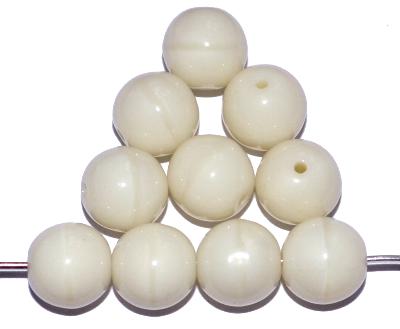 Glasperlen rund, elfenbein opak, hergestellt in Gablonz / Tschechien