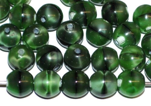 Glasperlen rund  Perlettglas grün,  hergestellt in Gablonz / Tschechien