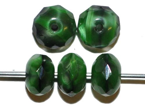 Glasperlen Linse  Perlettglas grün mit facettiertem Rand,  hergestellt in Gablonz / Tschechien