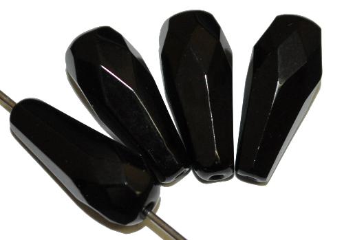 facettierte Glasperlen  Tropfen schwarz opak,  hergestellt in Gablonz / Tschechien