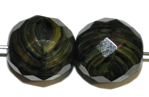 facettierte Glasperlen,  schwarz olivgrün opak,  hergestellt in Gablonz / Tschechien