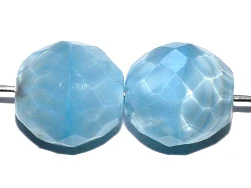 facettierte Glasperlen,  Perlettglas hellblau,  hergestellt in Gablonz / Tschechien
