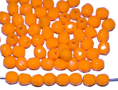 facettierte Glasperlen orange opak, hergestellt in Gablonz / Tschechien