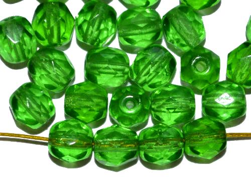 facettierte Glasperlen 
 grün transp.,
 hergestellt in Gablonz / Tschechien