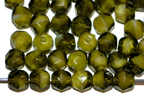 facettierte Glasperlen
 olivgrün,
 hergestellt in Gablonz / Tschechien