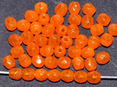 facettierte Glasperlen
 Alabasterglas orange.,
 hergestellt in Gablonz / Tschechien