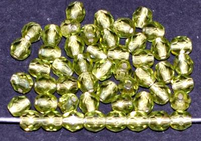 facettierte Glasperlen, olivgrün transp. mit Silbereinzug, hergestellt in Gablonz / Tschechien