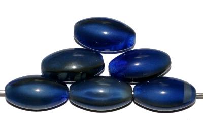 Glasperlen Olive 
 Perlettglas blaugrau,
 hergestellt in Gablonz / Tschechien