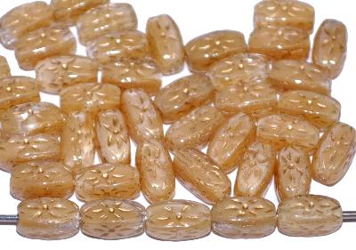 Glasperlen Rechtecke
 Mischglas beige kristall mit eingeprägtem Ornament und metallic finish,
 hergestellt in Gablonz / Tschechien