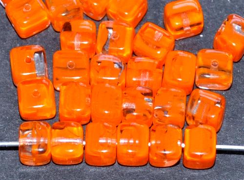 Glasperlen Würfel
 Mischglas orange kristall marmoriert,
 hergestellt in Gablonz / Tschechien
 