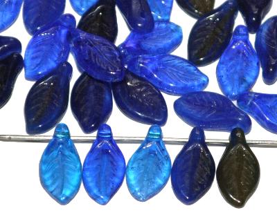 Glasperlen Blätter 
 Mischglas blau,
 hergestellt in Gablonz / Tschechien