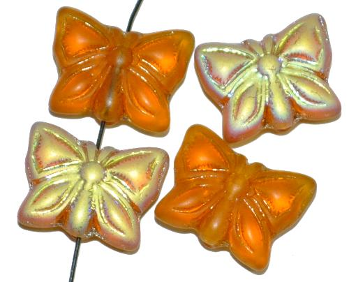 Glasperlen Schmetterlinge 
 honiggelb eine Seite mit AB,
 Vorder-und Rückseite geprägt
 hergestellt in Gablonz / Tschechien
 