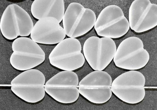 Glasperlen Herzen 
 kristall mattiert, 
 hergestellt in Gablonz / Tschechien