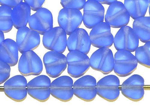 Glasperlen Herzen  blau mattiert, hergestellt in Gablonz / Tschechien
