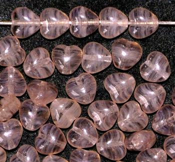 Glasperlen Herzen rosa kristall, hergestellt in Gablonz / Tschechien