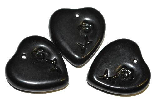 Glasperlen Herzen 
 schwarz mit eingeprägter Blume,
 hergestellt in Gablonz / Tschechien