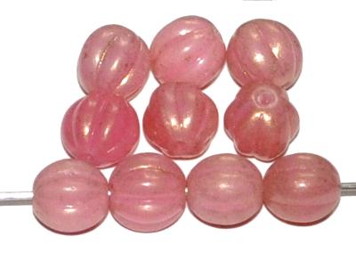 Glasperlen Melonbeads,
 rosa opak mit lüster,
 hergestellt in Gablonz / Tschechien