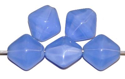 Glasperle Perlettglas hellblau,
 hergestellt in Gablonz / Tschechien