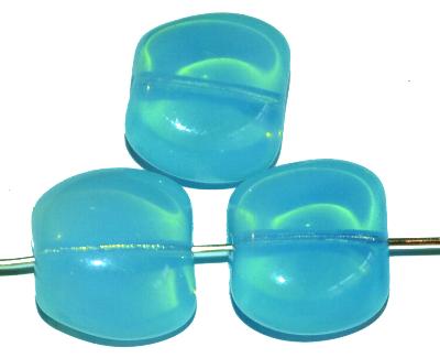 Glasperle Nugget, Opalglas türkis, hergestellt in Gablonz / Tschechien