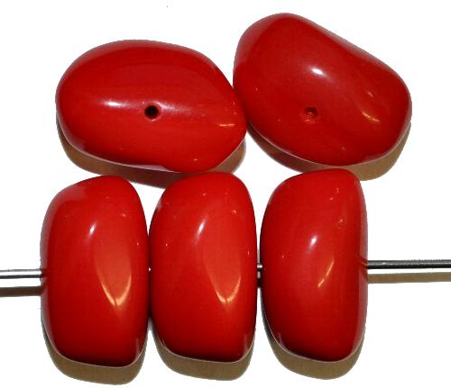Glasperlen Nuggets 
 rot opak, 
 hergestellt in Gablonz / Tschechien
