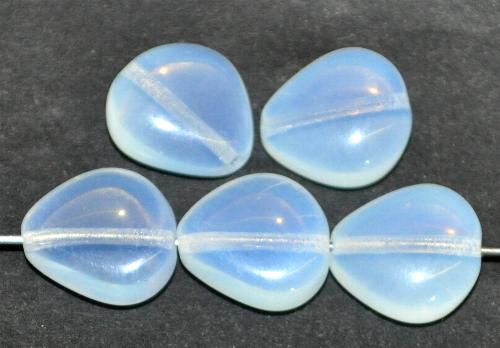 Glasperlen Nuggets
 Opalglas moonstone,
 hergestellt in Gablonz / Tschechien