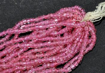 3-Cutbeads in den1930/40 Jahren in Gablonz/Böhmen hergestellt kristall mit Farbeinzug rosa