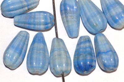 Glasperlen Tropfen in den 1920/30 Jahren in Gablonz/Böhmen hergestellt,
 hellblau weiß
