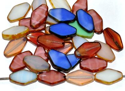 Glasperlen / Table Cut Beads, Raute, geschliffen Farbmix, Rand mit picasso finish, hergestellt in Gablonz Tschechien