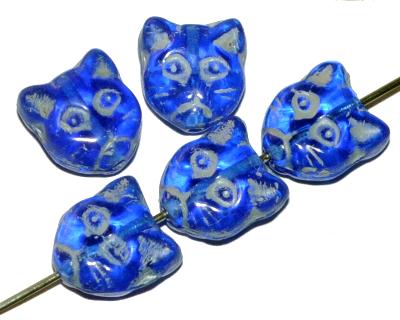 Glasperle Katzchenköpfchen, Vorder-und Rückseite geprägt, blau transp. mit Farbauflage, hergestellt in Gablonz / Tschechien