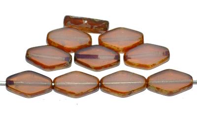 Glasperlen / Table Cut Beads, Raute, geschliffen Opalglas smokyrose, Rand mit picasso finish, hergestellt in Gablonz Tschechien