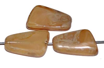 Glasperle / Table Cut Bead geschliffen,
 Perlettglas beige mit picasso finish,
 hergestellt in Gablonz / Tschechien