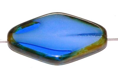 Glasperlen / Table Cut Beads, Raute, geschliffen
 Mischglas blau weiß, Rand mit picasso finish,
 hergestellt in Gablonz Tschechien