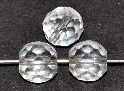 geschliffene Glasperlen, kristall, in der Zeit zwischen 1920 bis 1945 von der Firma Riedel in Gablonz / Böhmen hergestellt