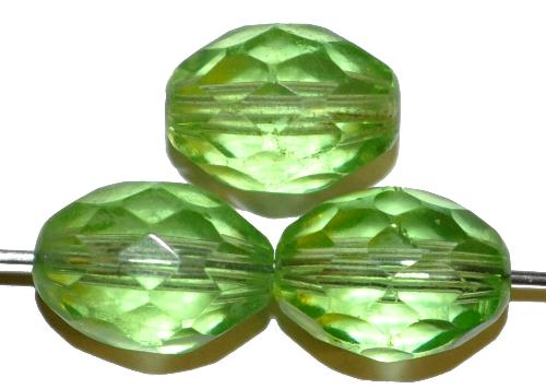 geschliffene Glasperlen, grün transp. , um 1920/30 in Gablonz/Böhmen hergestellt