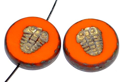 Glasperlen / Table Cut Beads Scheiben geschliffen mit eingeprägter Trilobit Fossilie, orange opak mit picasso finish und Bronzeauflage, hergestellt in Gablonz Tschechien