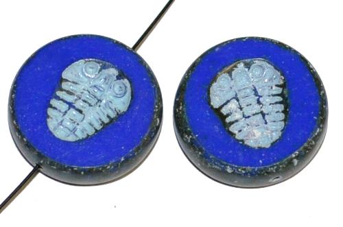 Glasperlen / Table Cut Beads Scheiben geschliffen mit eingeprägter Trilobit Fossilie, blau opak mit picasso finish, hergestellt in Gablonz Tschechien